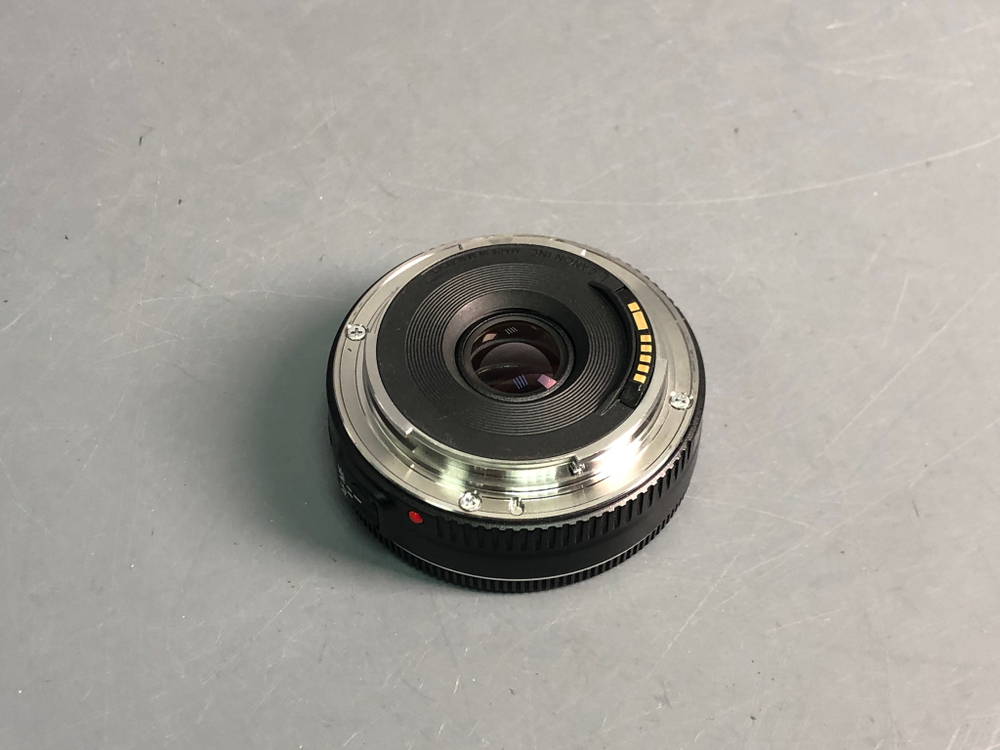 Canon EF 40mm 2.8 STM