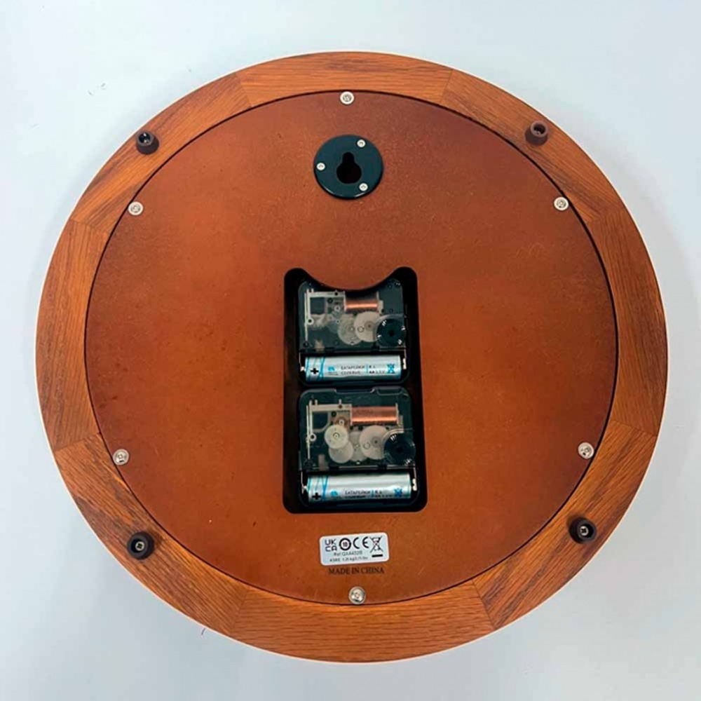 Настенные часы Seiko QXA432BN