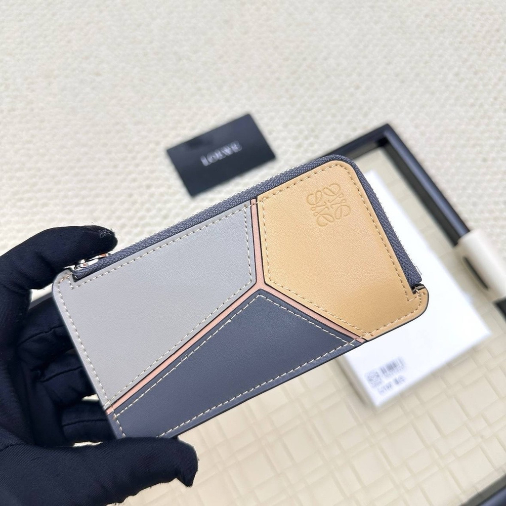Картхолдер Loewe
