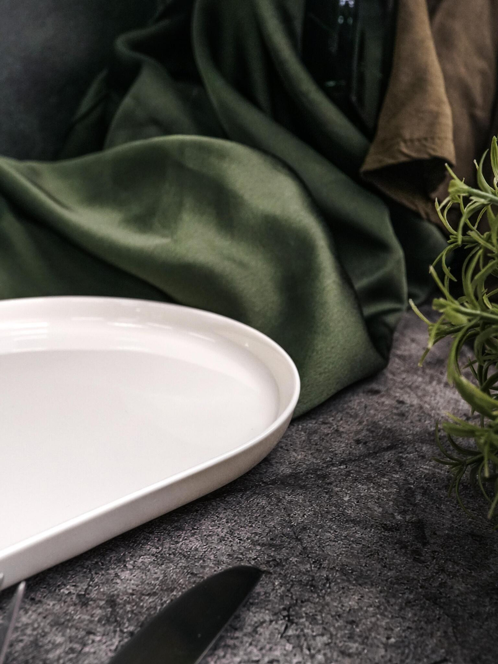 Блюдо овальное 28 см CHOPIN