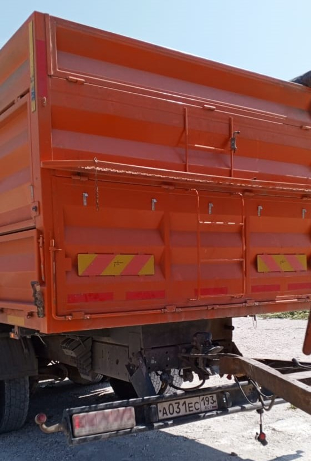 ЭНЕРГОТЕХПРОМ-ИНВЕСТ 6535* на шасси КамАЗ 65115 6x4 Зерновоз 653510 (Дизельный, 6,7 л, 292 л.с., МТ)