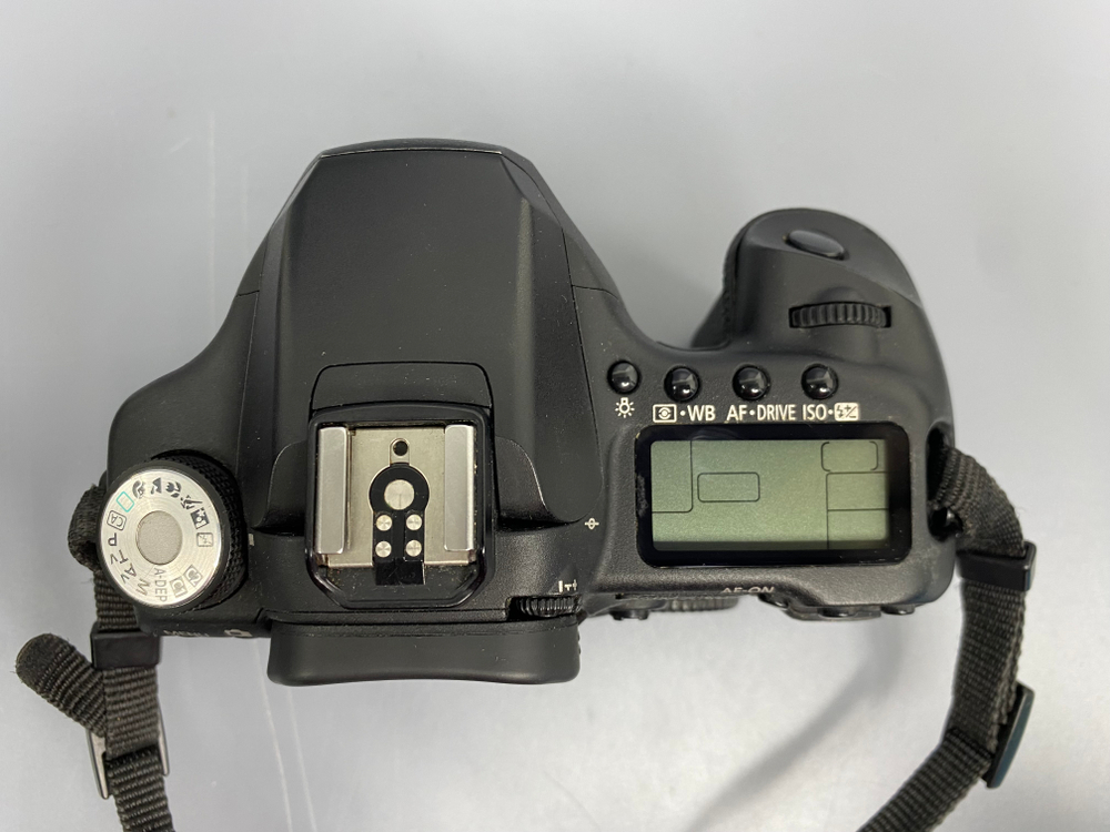 Canon EOS 50D 32.000 кадров