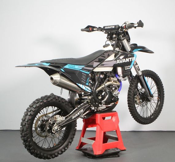 Мотоцикл кроссовый эндуро AVANTIS 300 Pro Carb FCR Exclusive (NC300-S/182MM) ARS