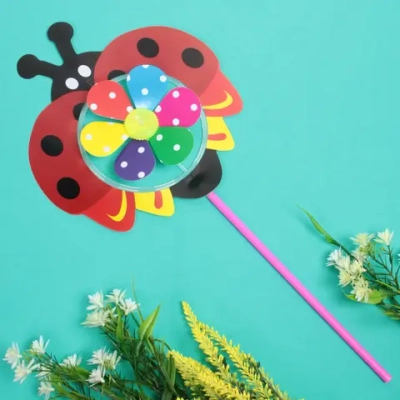 Ветрячок d-25 см «Божья коровка» 55 см