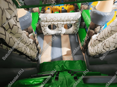 Надувная полоса препятствий "Лесной дворец"
