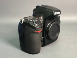Nikon D700 320.000 кадров
