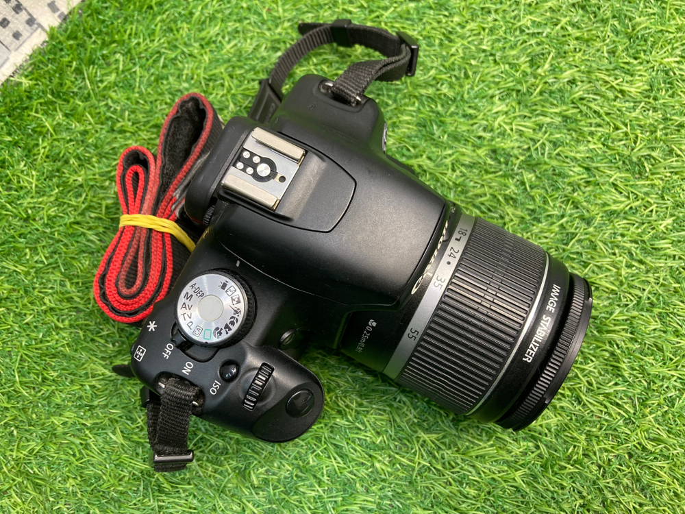 Canon 500D kit 18-55 mm 3.5-5.6 IS 52.000 кадров