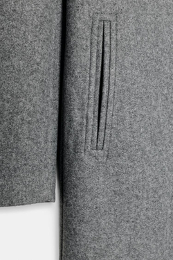 ZARA МЯГКОЕ ПАЛЬТО С ПОДПЛЕЧНИКАМИ, СЕРЫЙ