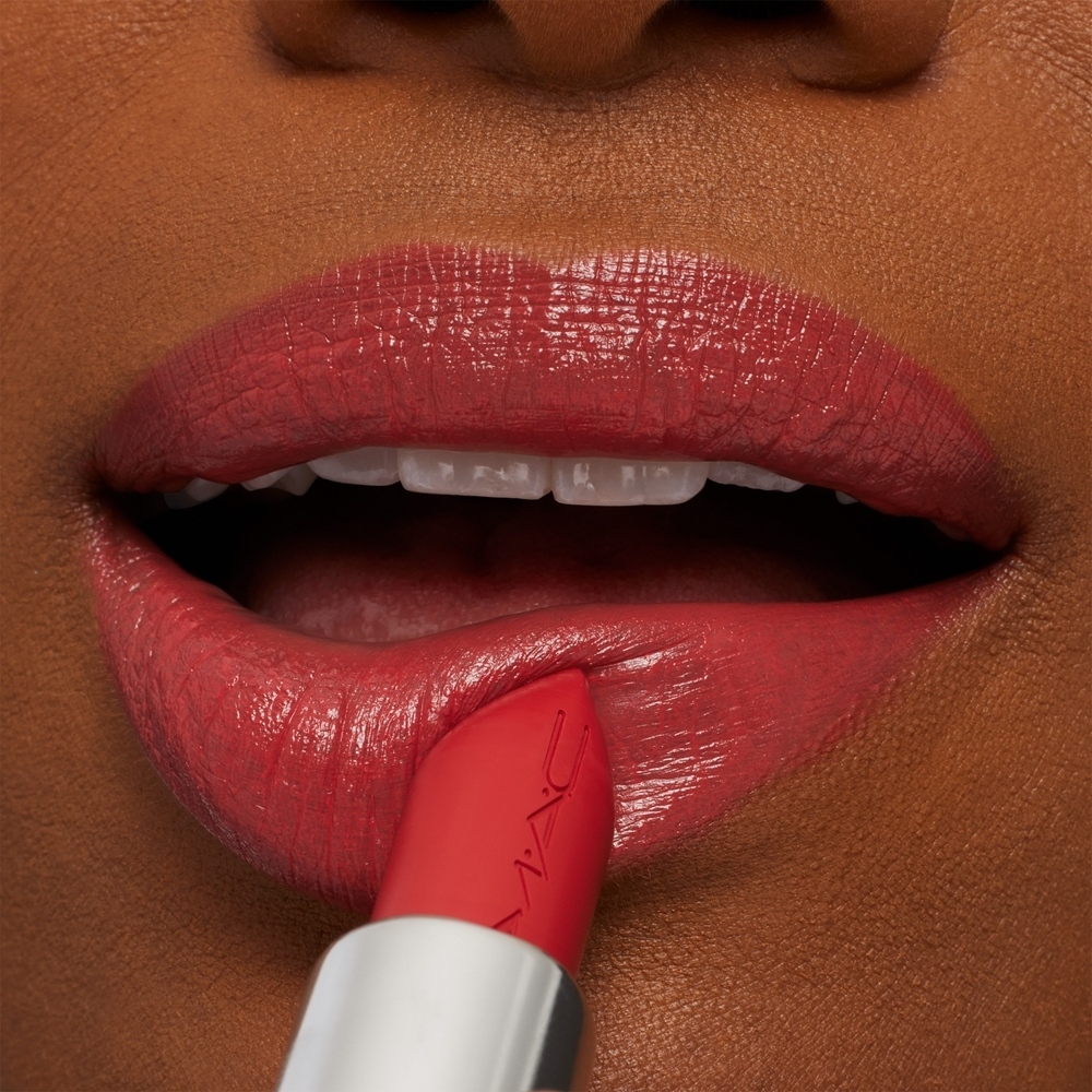 MAC Cosmetics MACximal Sleek Satin Lipstick - Кремовая увлажняющая помада, 3,5 g