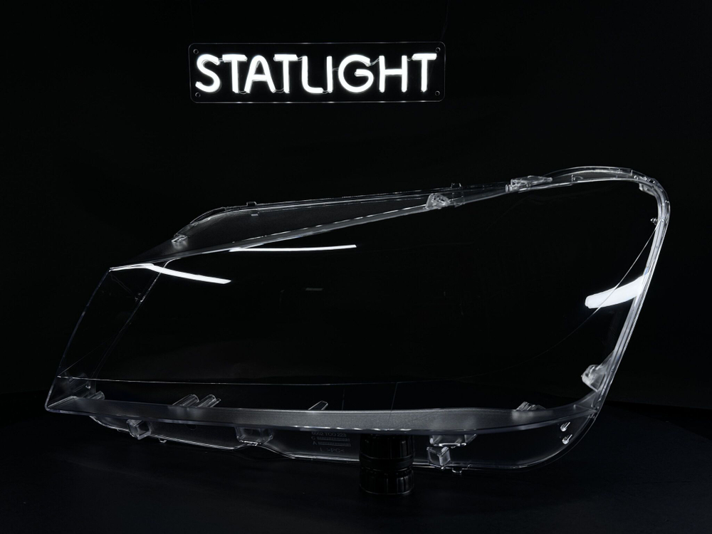 Левое стекло фары BMW X3 F25 2011-2014