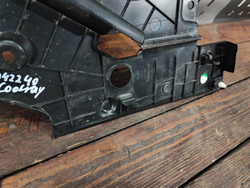 Накладка подкапотного пространства Geely Coolray 19-нв Б/У Оригинал 5035051000