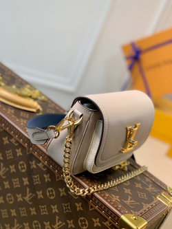 Louis Vuitton Lockme Tender