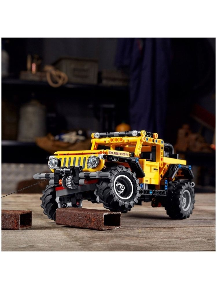 Конструктор LEGO Technic Jeep Wrangler 42122