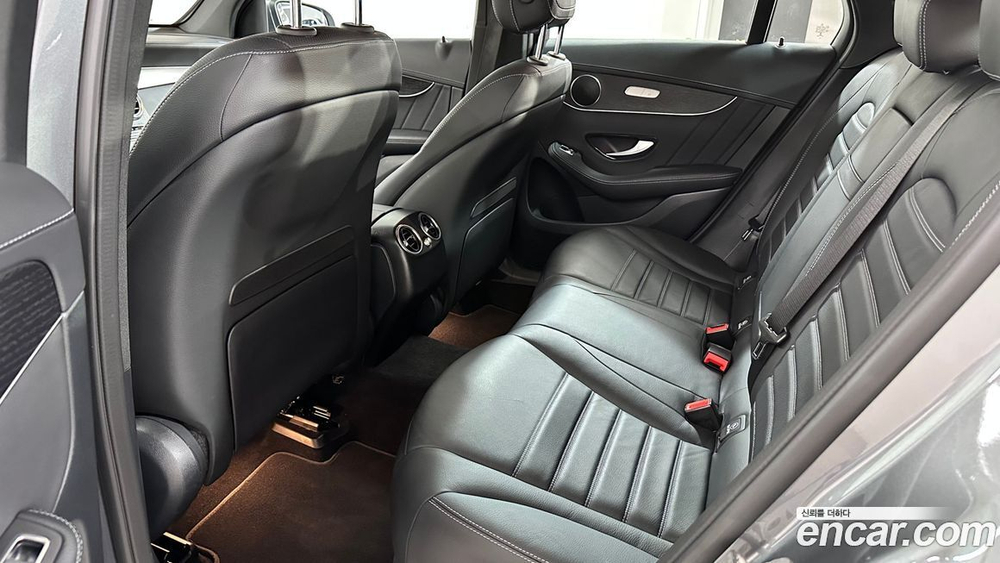 Mercedes-Benz GLC-Class X254 GLC300 4MATIC Coupe (12.2022)