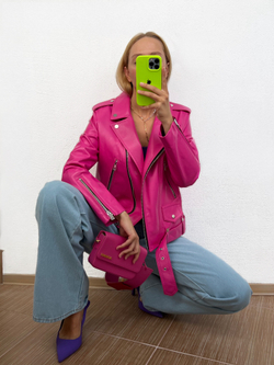 Косуха фуксия medium мягкая кожа