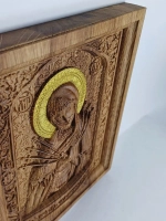 Освященная Икона Семистрельной Богородицы резная из дуба