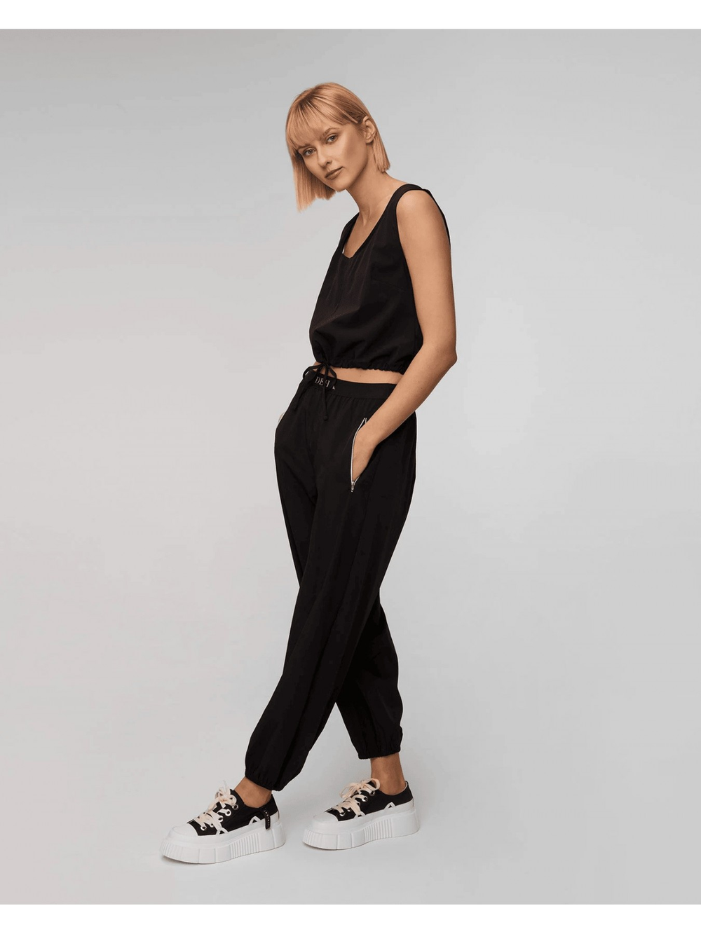 Брюки женские Tech Nylon Logo Trim Jogger DEHA