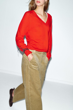 ZARA ШЕРСТЯНОЙ СВИТЕР С V-ОБРАЗНЫМ ВЫРЕЗОМ, КОРАЛЛОВО-КРАСНЫЙ