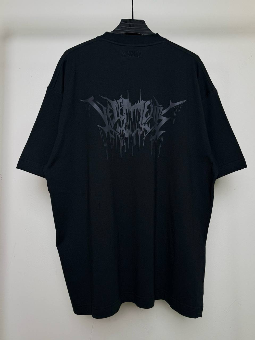 Футболка Vetements