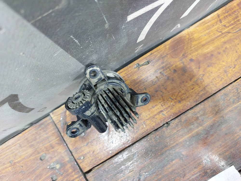 ПТФ передняя левая Chery Arrizo 8 22-нв Б/У Оригинал 605000852AA