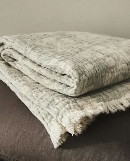 ZARA HOME ЖАККАРДОВЫЙ ПЛЕД С ЦВЕТОЧНЫМ УЗОРОМ, ЗЕЛЕНЫЙ