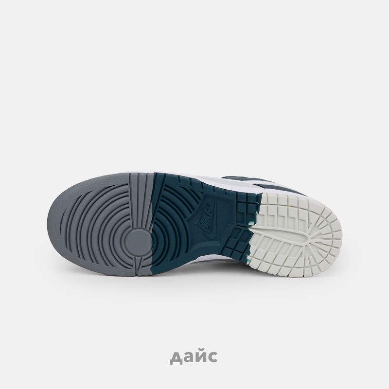 Кроссовки Nike Dunk Low Retro PRM 