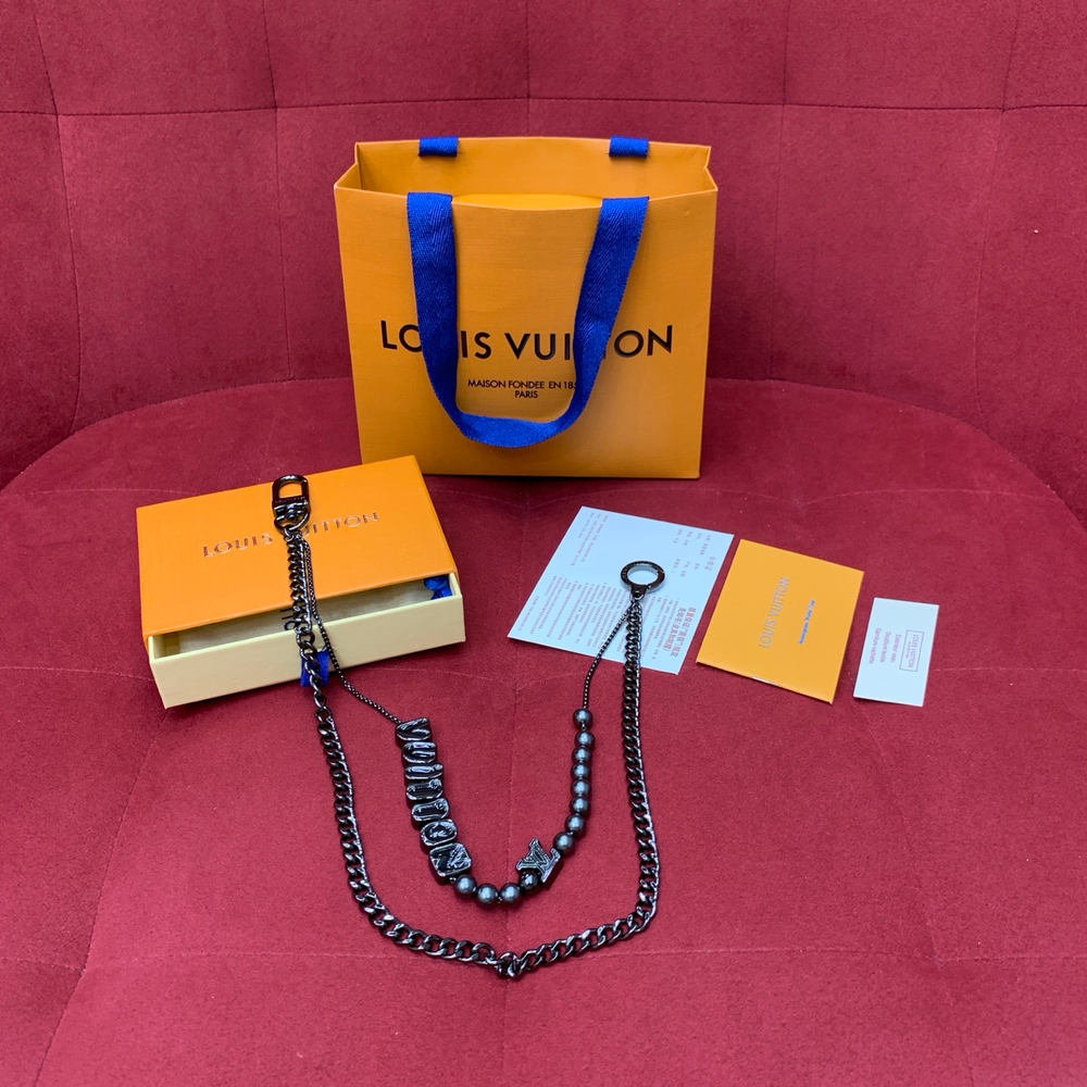 Louis Vuitton Vuitton Chain Belt