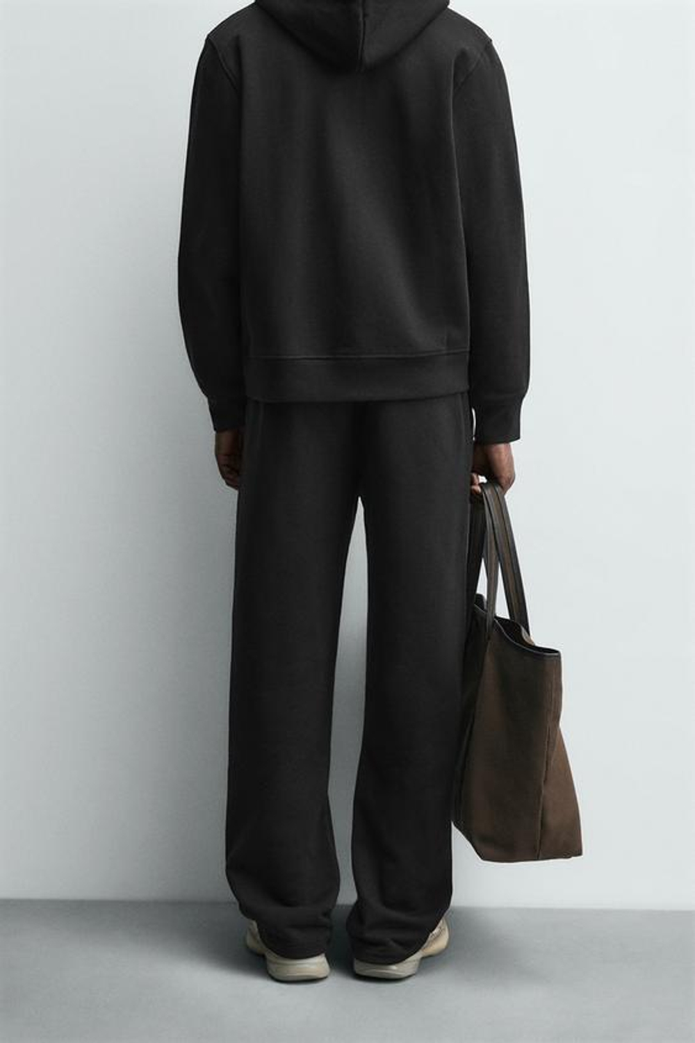 ZARA БРЮКИ-ДЖОГГЕРЫ СТАНДАРТНОЙ ПОСАДКИ, ЧЕРНЫЙ