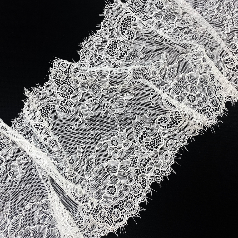 Кружево эластичное белое с ресничками 17 см