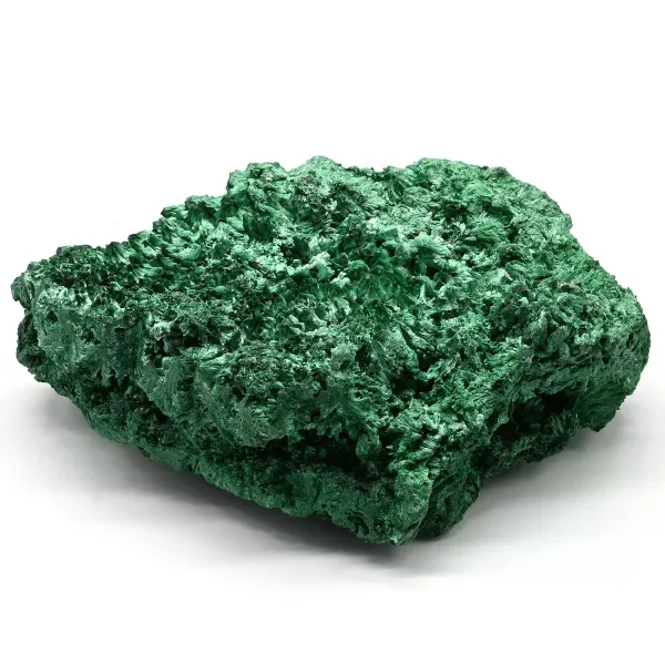 Магические и лечебные свойства малахита: волшебство и здоровье в одном камне