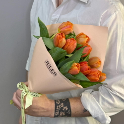 Букет из оранжевых пионовидных тюльпанов 11 штук