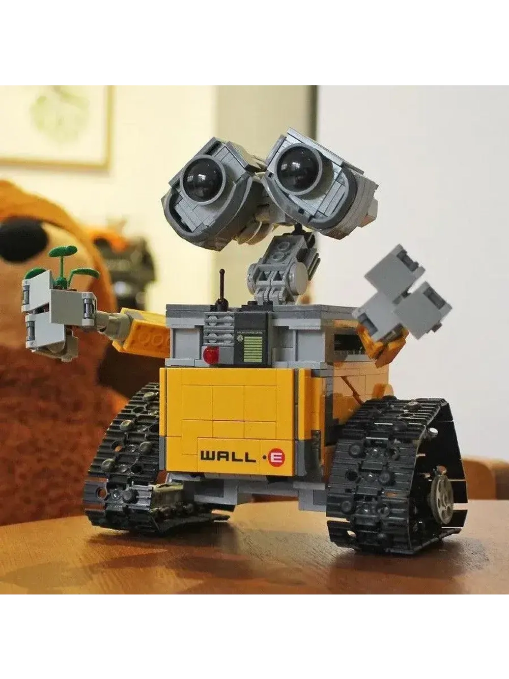 Конструктор Валли с розой 807 деталей