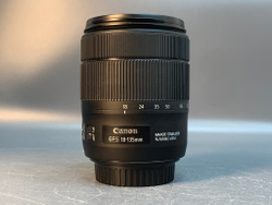 Canon EF-S 18-135mm 3.5-5.6 IS USM