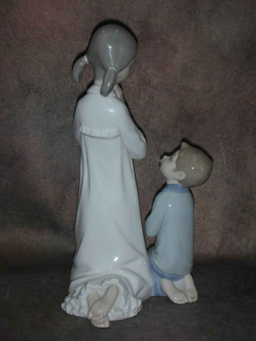 Статуэтка. Фарфор. Учись молиться. Lladro. Испания
