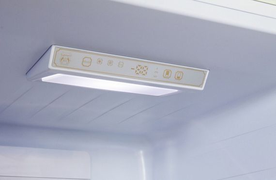 Холодильник Kaiser KK 60825 Em