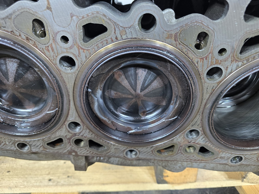 Шорт-блок двигателя MX13 2018г.