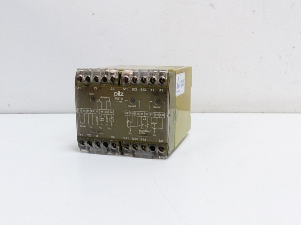 Pilz PST2-24VDC 2S