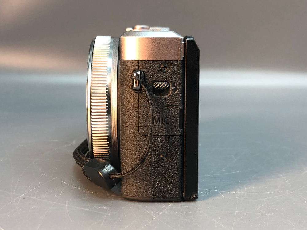 Canon G7X Mark III