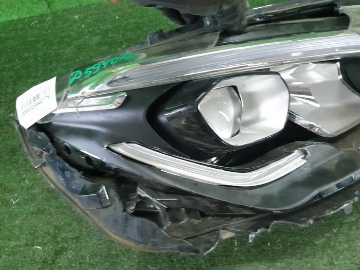 Битая Фара правая Mercedes CLA C118 (19-23) LED