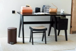 Brabantia - Контейнер для мусора NewIcon 3л серый / артикул   126260  / GTIN 8710755126260