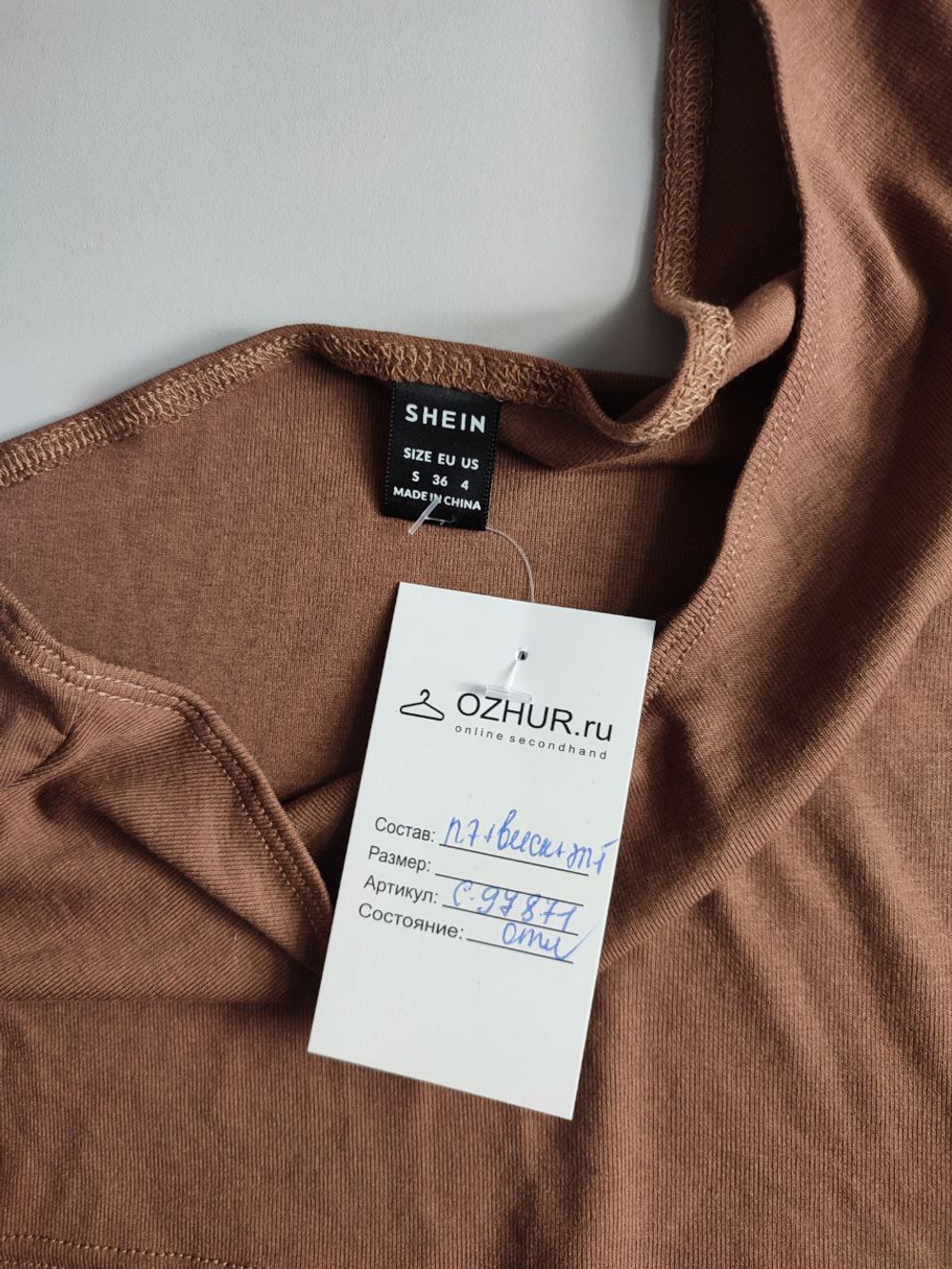 Топ SHEIN ассиметричный 42 размер