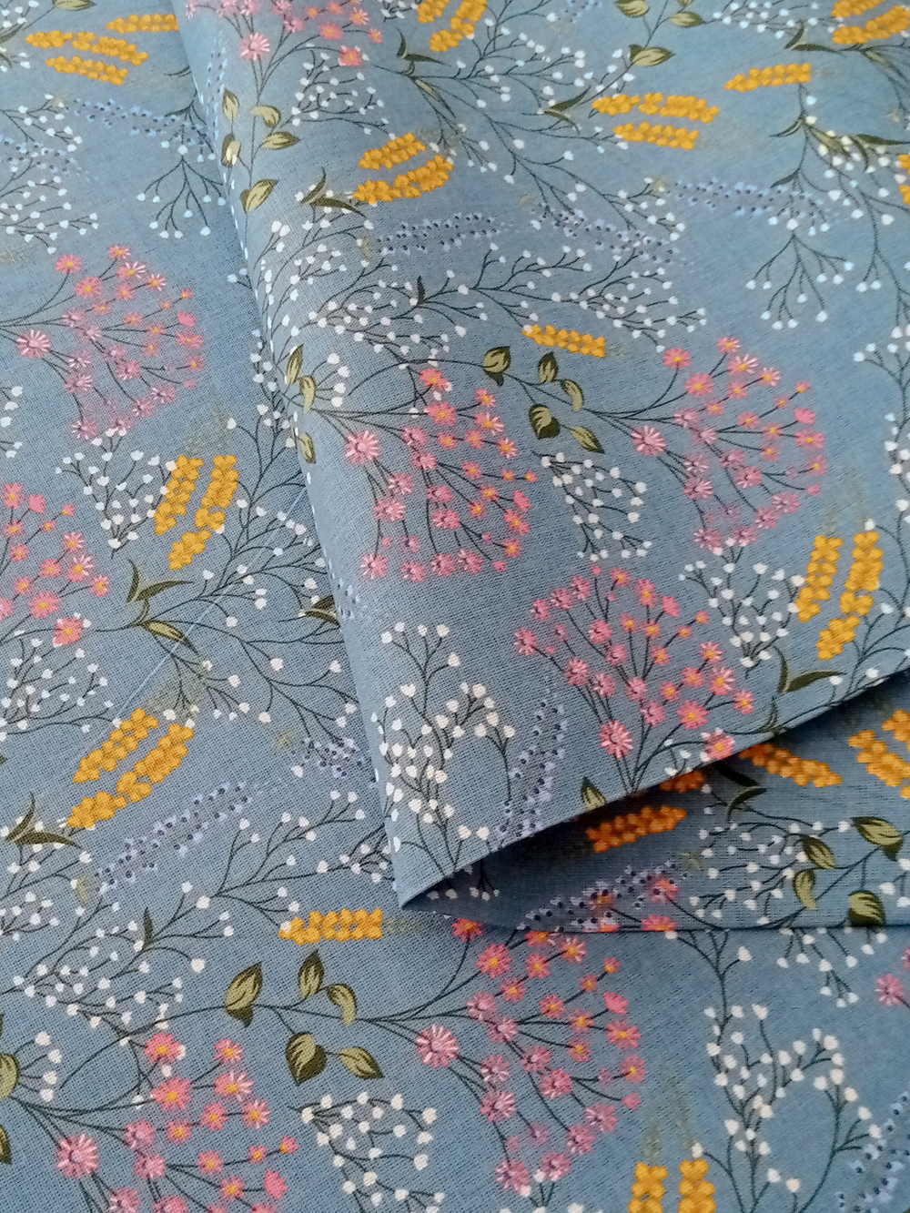 Ткань бязь плательная, рис. "Полевые цветы", ширина 150 см, арт. 984