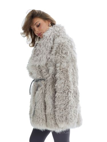 Серая шуба из овчины калган