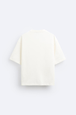 ZARA ФУТБОЛКА С КОНТРАСТНЫМ ПРИНТОМ, КРЕМОВЫЙ