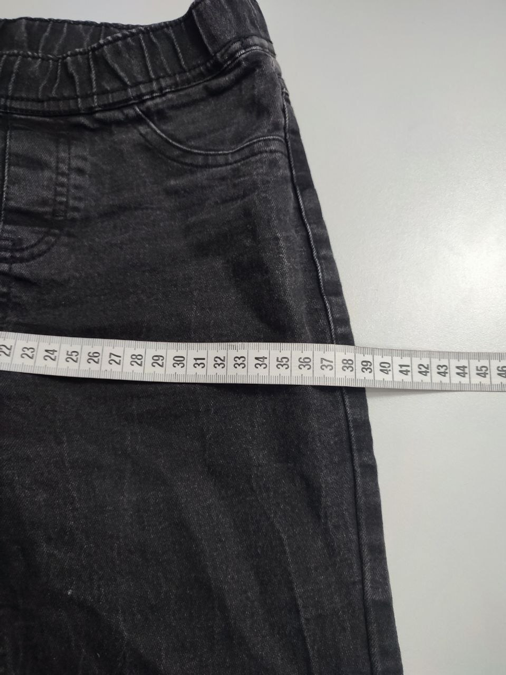 Джинсы O'stin базовые на 10-11 лет