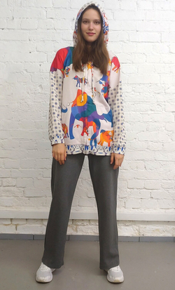 Худи "Слоны и жирафы", творчество нейросети по запросу: слоны и жирафы Сальвадора Дали в технике Василия Кандинского