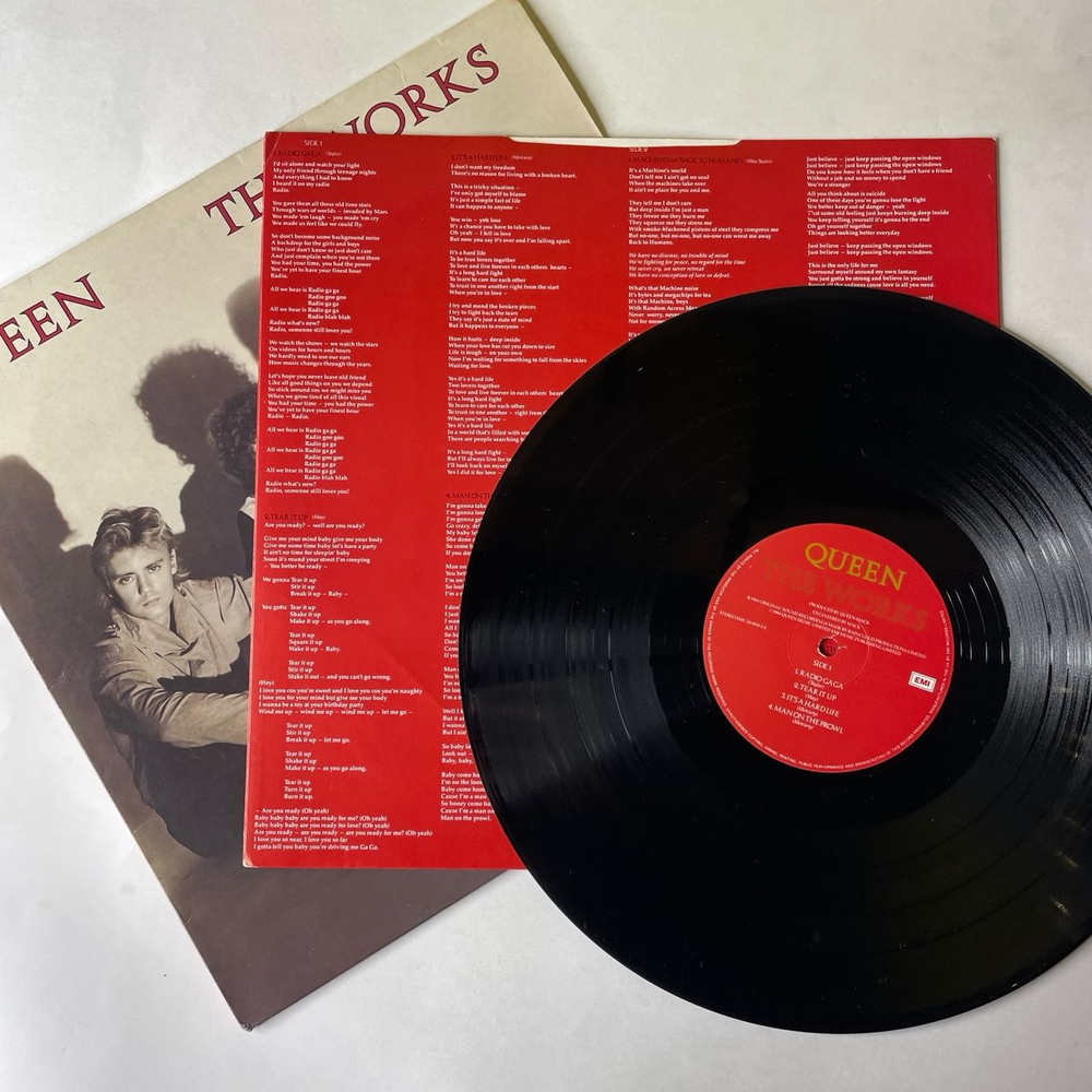 Винтажная виниловая пластинка LP Queen The Works (Англия 1984)