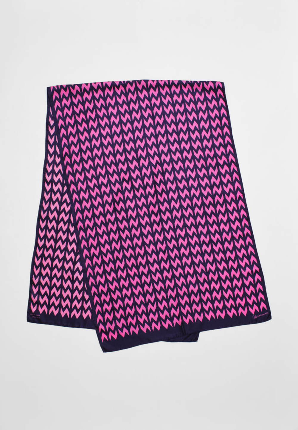 Шелковый палантин SOROKONOZHKA BLACK/RASPBERRY PINK 68×200