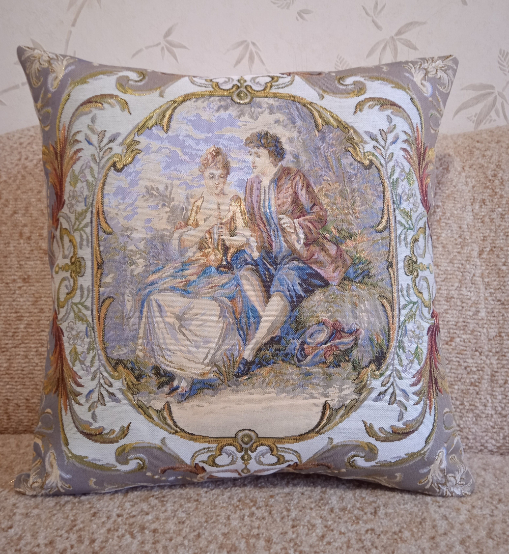 Декоративный гобеленовый чехол Свидание 47х47