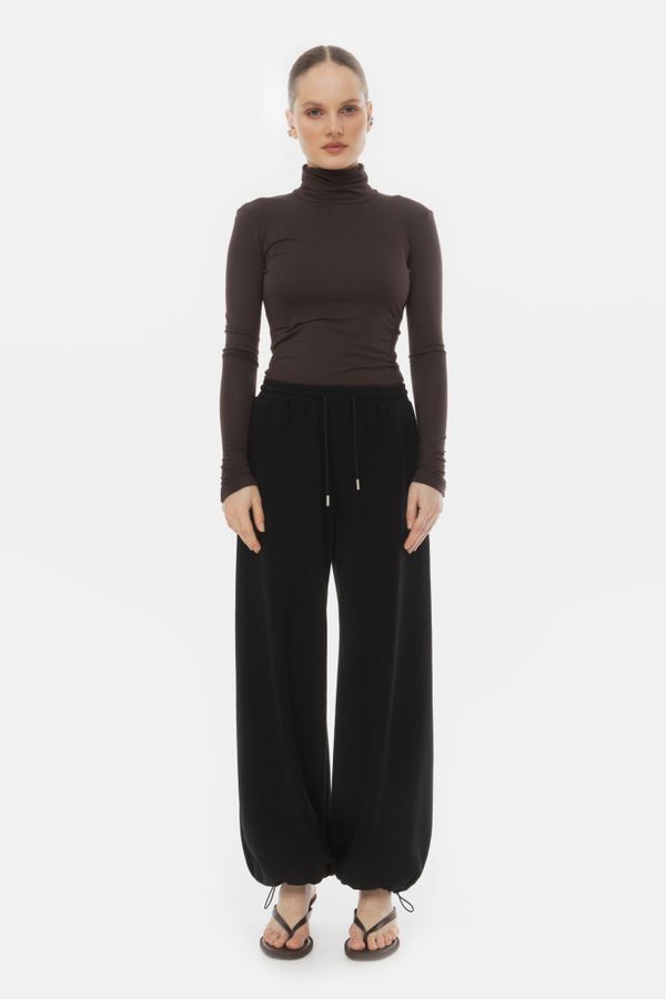 Трикотажные брюки